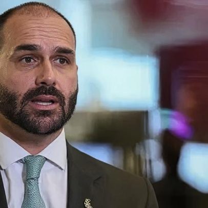 Defesa de Eduardo Bolsonaro nega coação e diz não ter poder para sanções