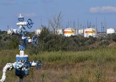Reino Unido planeja banir importação de diesel e combustíveis russos até 2027