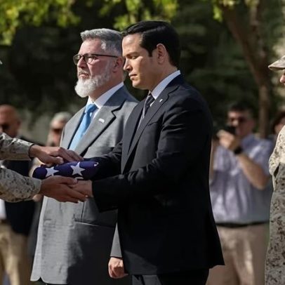 Israel mantém tropas no sul do Líbano, apesar de acordo