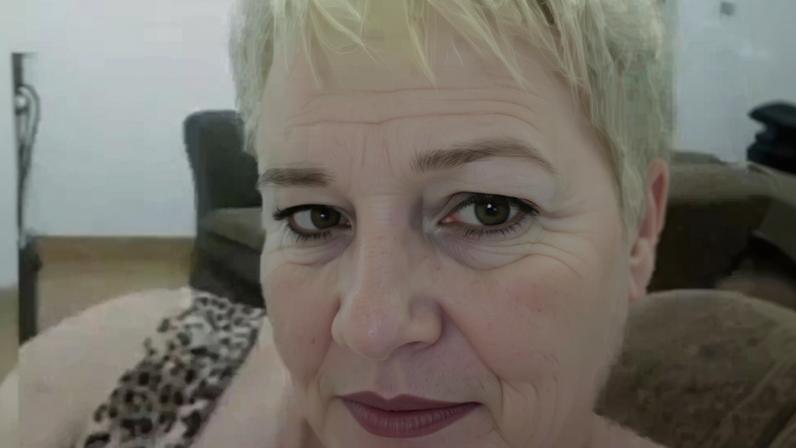 Tânia Maria, de 63 anos, foi encontrada morta em casa