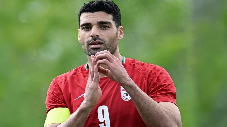 Taremi, atacante do Irã, durante amistoso contra a Costa Rica antes da Copa do Mundo