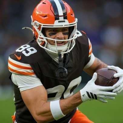 Bears e Eagles contratam WRs da UFL; Falcons trocam por Wanya Morris