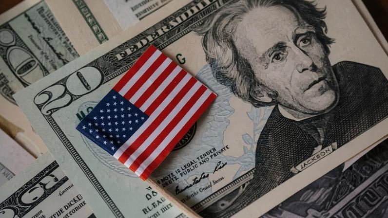 CPI dos EUA sobe, Wall Street recua; especialista destaca leitura positiva