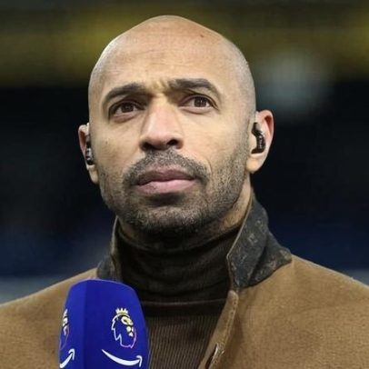 Thierry Henry reage à paralisação de EUA x Paraguai para comerciais de TV