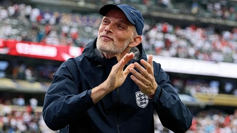 Thomas Tuchel, técnico da Inglaterra, celebra vitória contra o Panamá na Copa