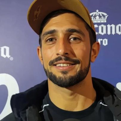 Chumbo comenta pressão na competição da WSL em Saquarema
