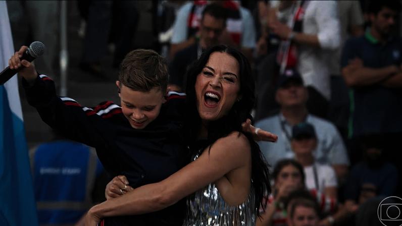 Katy Perry e Tius na abertura da Copa do Mundo dos EUA - Metrópoles