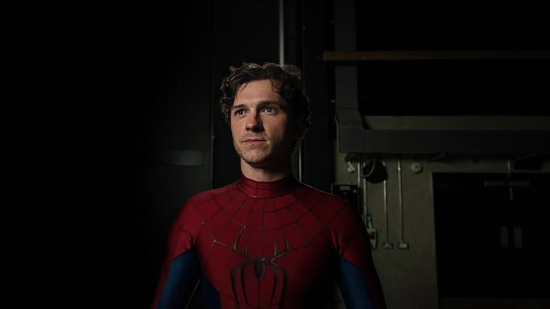 Tom Holland em teaser de "Homem-Aranha 4"