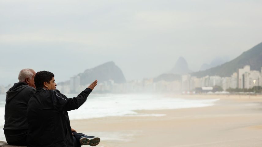 Rio de Janeiro (RJ), 01/07/2024 – Ressaca e frio marcam início da semana no Rio.