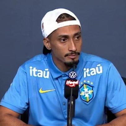 Raphinha agradece torcida de jornalista; não assiste TV nem lê notícias