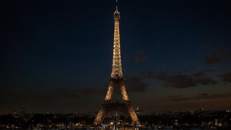 Torre Eiffel, em Paris; capital francesa está entre as áreas sob alerta vermelho por causa da onda de calor