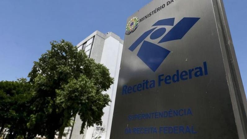 Totem da Receita Federal