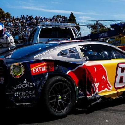 NASCAR Cup: Big One envolvendo 11 carros marca corrida inaugural em San Diego
