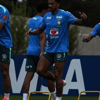 Brasil faz penúltimo treino e viaja ao Texas para enfrentar o Japão