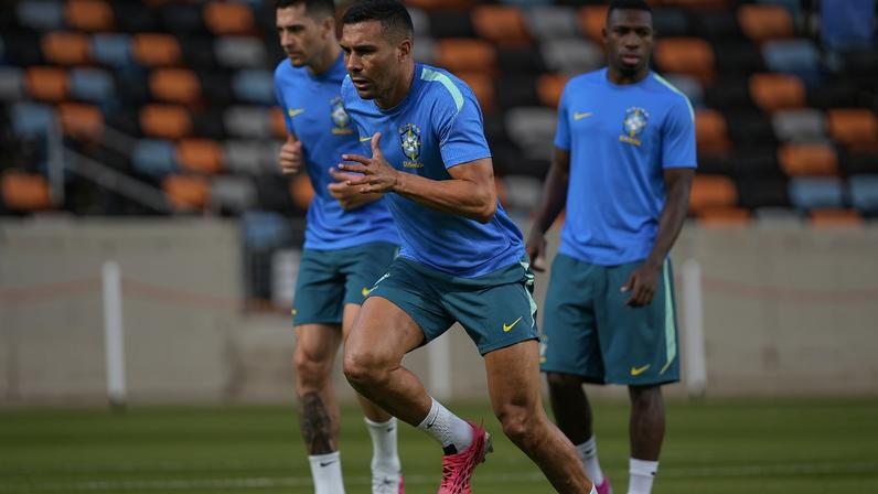 Brasil encerra preparação para duelo com Japão, 1º mata-mata da Copa