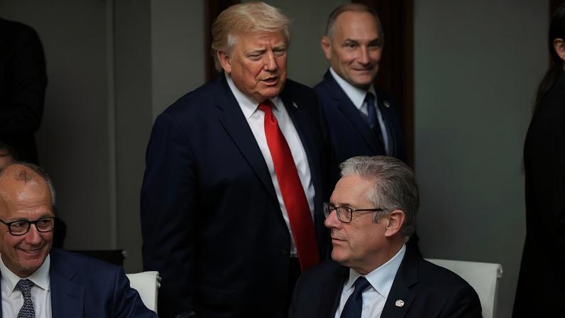 Trump diz "Eu sou o chefe" em encontro de líderes no G7