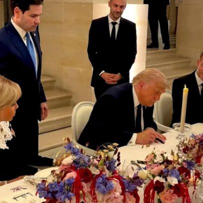 Trump assina acordo com o Irã na França para encerrar a guerra e abrir o Ormuz