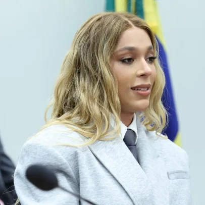 Universidade federal concede título honoris causa a Erika Hilton