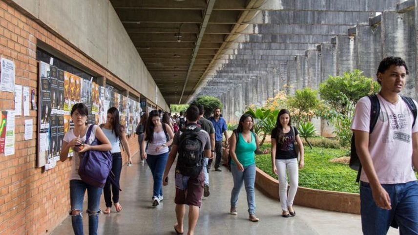 Universidades federais enfrentam dificuldades para custear despesas básicas de funcionamento. (Foto: Mariana Costa / Arquivo Universidade de Brasília)
