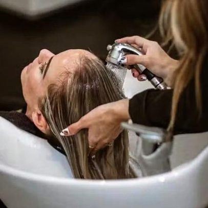 Gravidez e química no cabelo: cuidados para evitar complicações