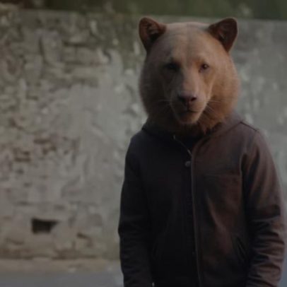 Homem é atacado ao tentar alimentar urso e filhote na Romênia