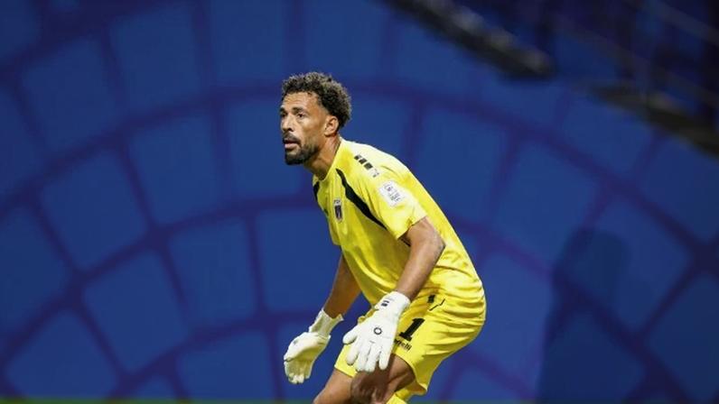 Vozinha defende Cabo Verde