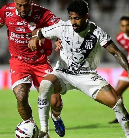 Vila Nova e Ponte Preta se enfrentaram pela quarta rodada da Série B do Brasileirão