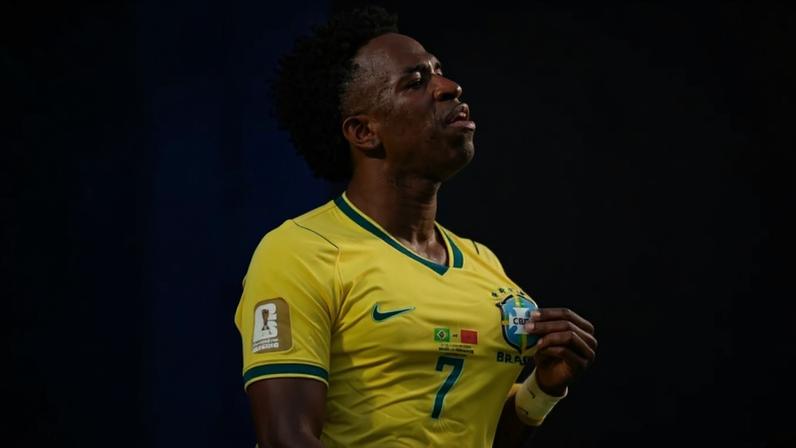 Vini Jr comemora gol do Brasil sobre Marrocos em jogo da Copa do Mundo
