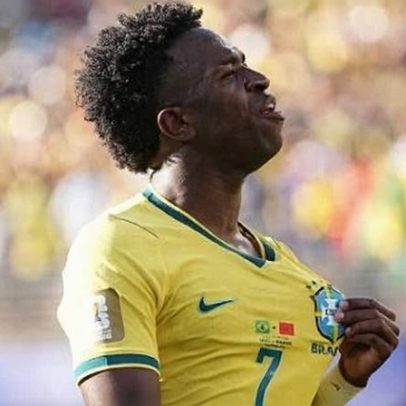 Jornais internacionais exaltam Vini após empate, elogiam atuação evitando pânico