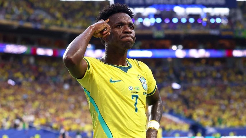 Vini Jr comemorando gol contra a Escócia na Copa do Mundo