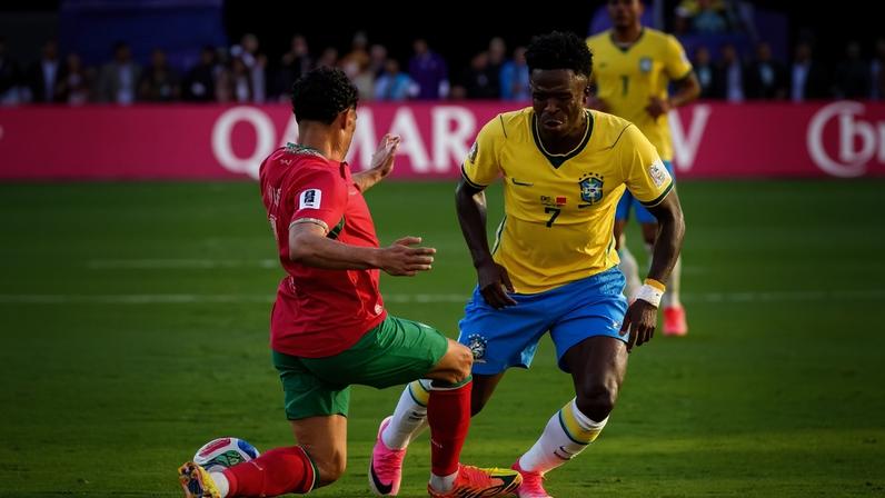 Vini Jr em ação durante Brasil x Marrocos pela Copa do Mundo