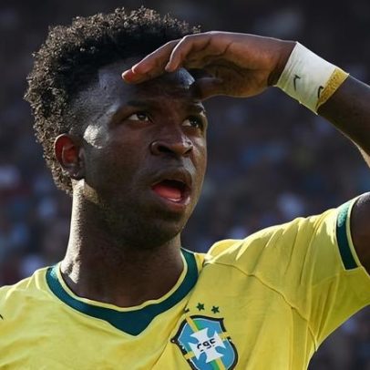 Brasil joga mal, Vinícius Júnior salva com golaço isolado