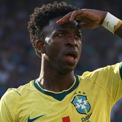 É uma das maiores falácias dizer que Vinícius não joga, diz Mauro Cezar