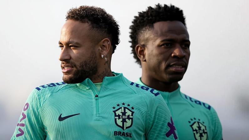 Neymar e Vinícius Jr. em treino da Seleção Brasileira (Foto: Lucas Figueiredo/CBF)