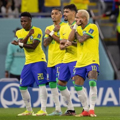 Brasil disputa a 90ª partida em Copas do Mundo vestindo camisa amarela