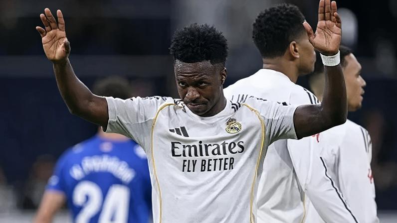 Vinicius Junior pede desculpas à torcida após gol pelo Real Madrid