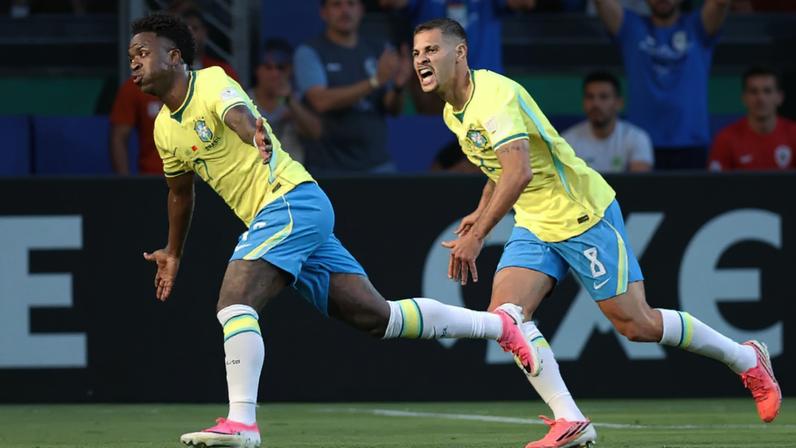 Vinicius Junior comemora gol de empate do Brasil contra Marrocos