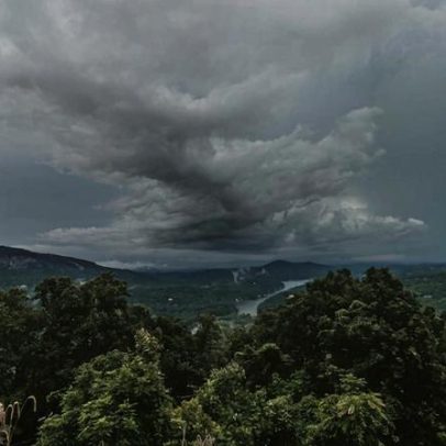Frente fria provoca chuva no Centro-Sul do Brasil no final do outono
