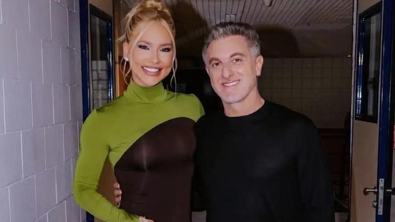 Virginia com seu 'chefe' na Globo, Luciano Huck: parceria na Copa