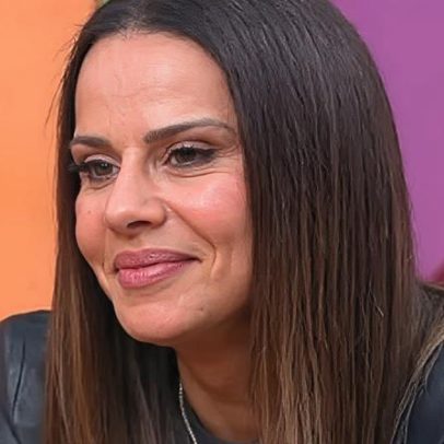 Viviane Araújo aborda comentários etaristas no Carnaval