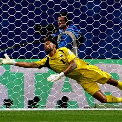 Vozinha pode fechar o gol contra o Uruguai; veja as odds da partida