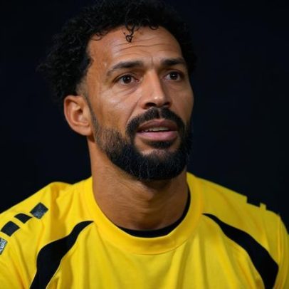 Goleiro de Cabo Verde sobe de 50 mil a 12 milhões e vira fenômeno