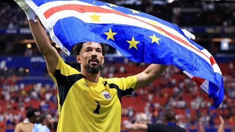 Vozinha, goleiro de Cabo Verde, durante a partida contra a Espanha na Copa 2026.