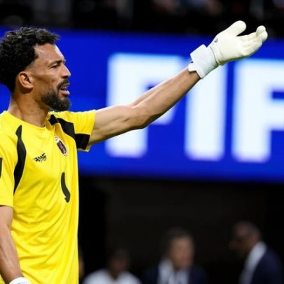Vozinha comemora empate com a Espanha após sonho de toda a vida