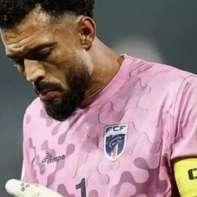 Goleiro Vozinha, criado pelos avós, leva Cabo Verde à Copa
