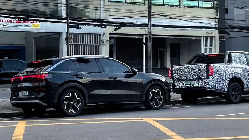Novo Volkswagen T-Roc é flagrado em testes no Brasil