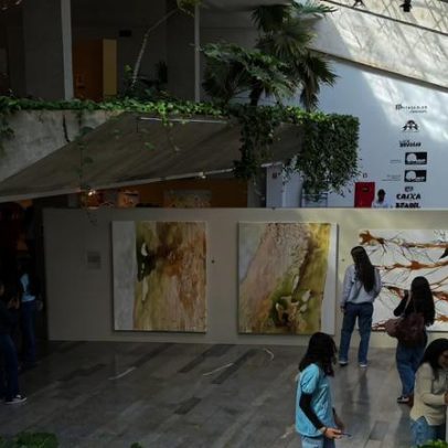 Sábado com Arte exibe mais de 200 obras da Constelações Contemporâneas