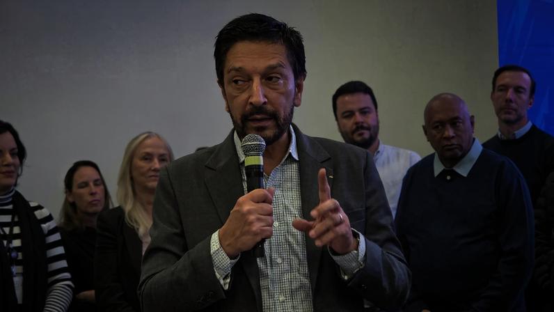 Prefeito Ricardo Nunes durante inauguração de Unidade Básica de Saúde na Zona Sul de São Paulo — Foto: Leonardo Zvarick/g1