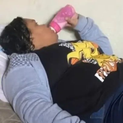 Mulher de 37 anos que fingia ser criança é indiciada por estelionato