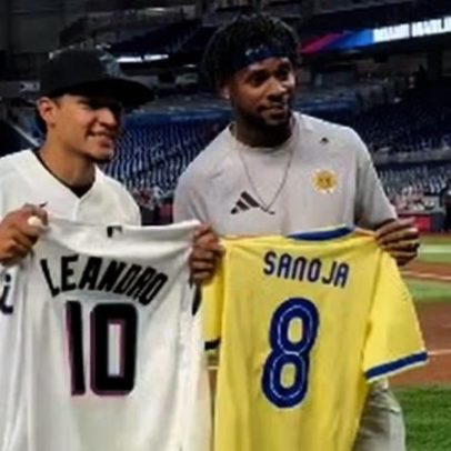 Seleção de Curaçao presenteia time dos EUA com camisa que virou febre